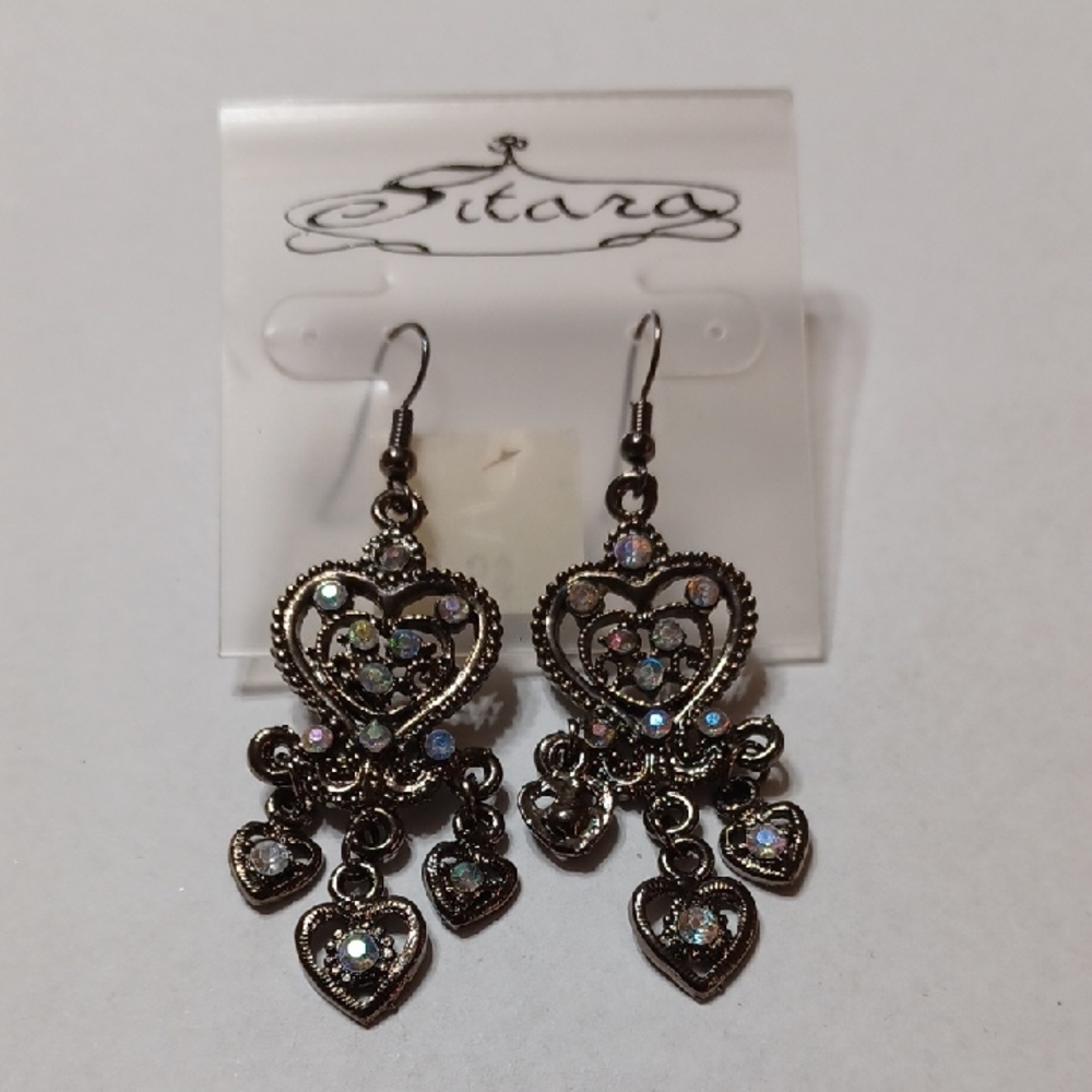 📣📣 2 Pairs/$12 📣📣 Heart Dangle Chandelier Earrings - Silver Tone
